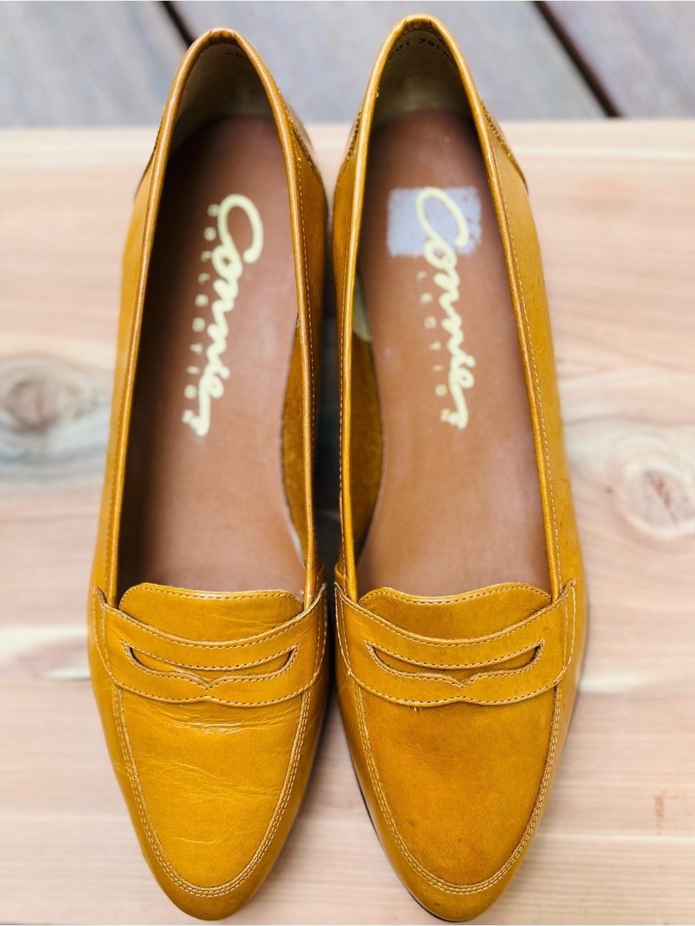 Vintage 1980s Made in Brazil Connie Radiant Cognac Leather Loafers in Size 8.5